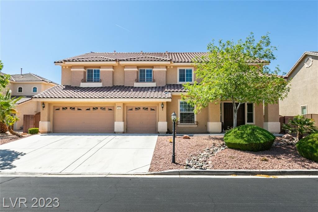 Jillian Batchelor (License S.0059838) Las Vegas REALTORS®