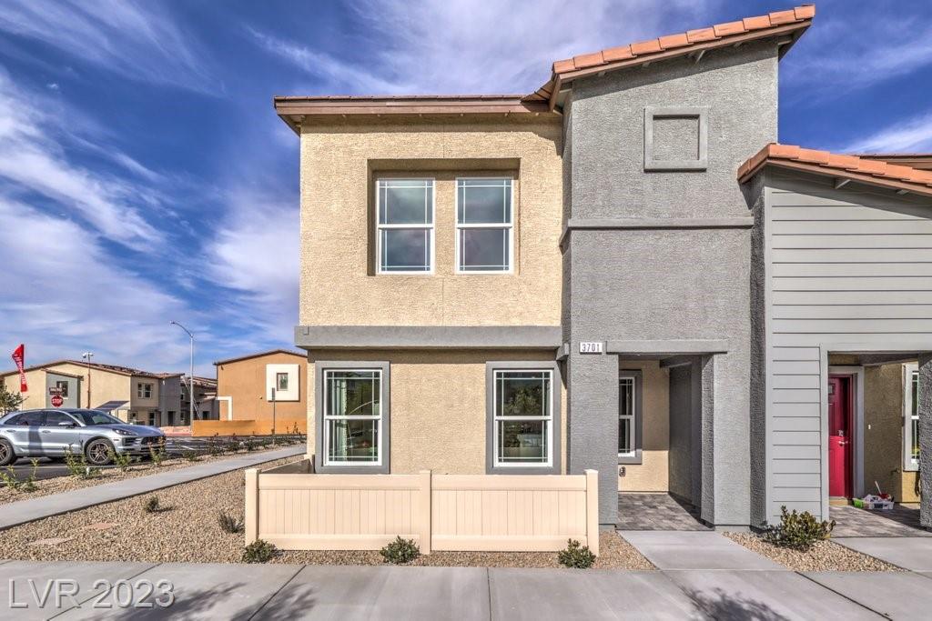 1906 Omaggio Vista Street, Henderson, NV 89044 Las Vegas REALTORS®