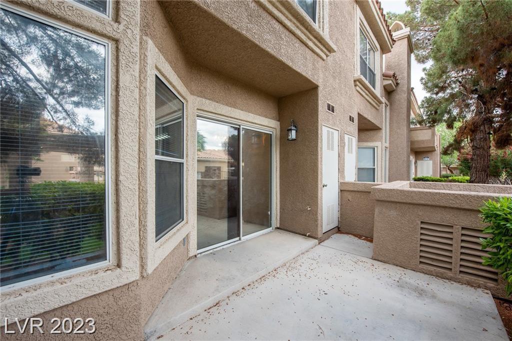 5125 Reno Avenue, Las Vegas, NV 89118 Las Vegas REALTORS®